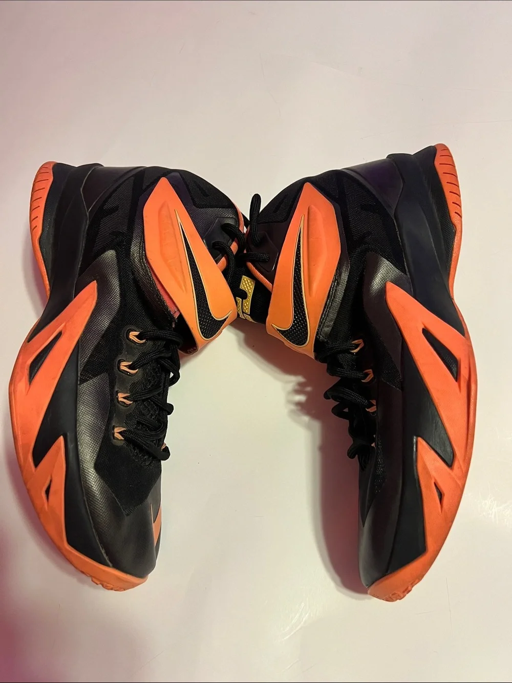 NIKE LeBron Soldier 8 Basketball Sneakers Men’s Size 12